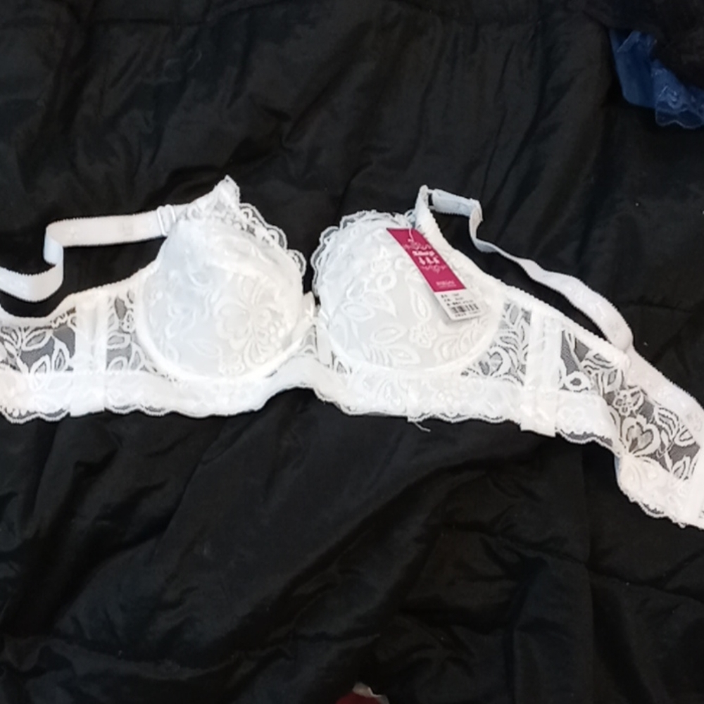 Brand new bra